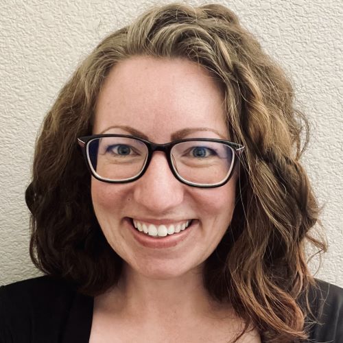 Kathryn Neugent Headshot